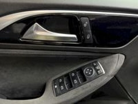 Q30 2.0t 211ch Sport City Black AWD DCT7 2017 occasion 33520 Bruges