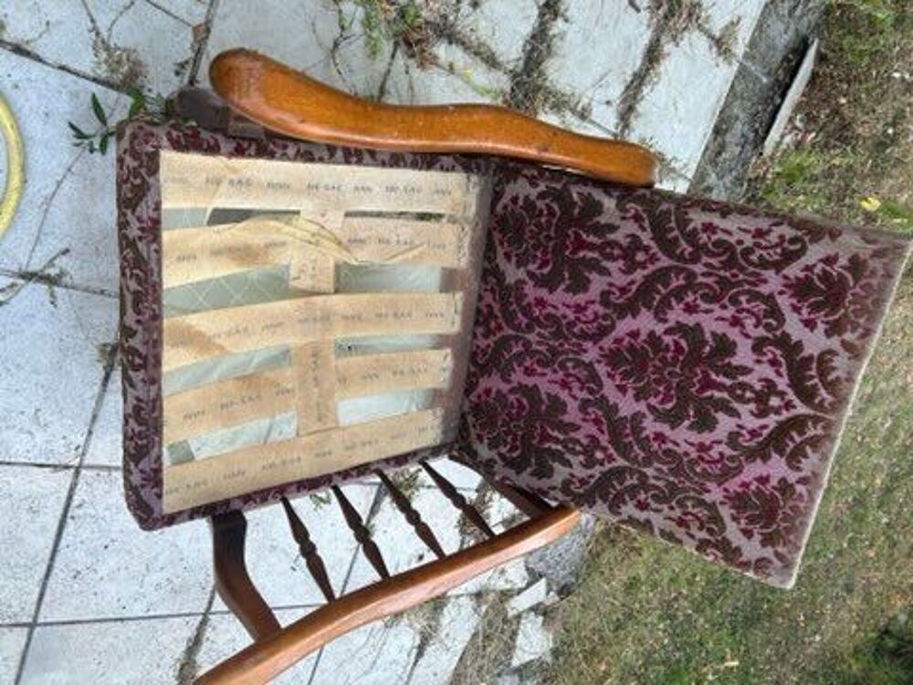 Fauteuil de salon en ch&ecirc;ne ancien Meubles