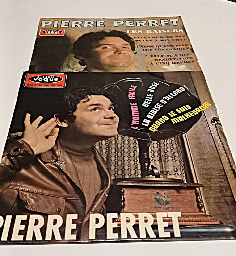 Succulent Pierre Perret, en 2 vinyles 45 tours d'&eacute;poque CD et vinyles