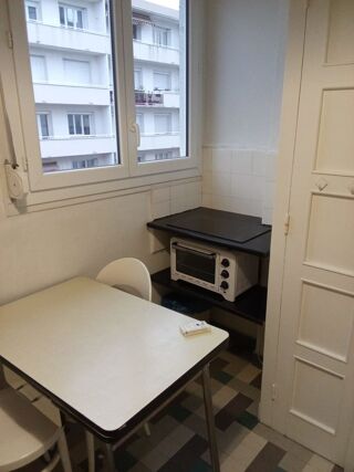  Appartement à louer 1 pièce 28 m²