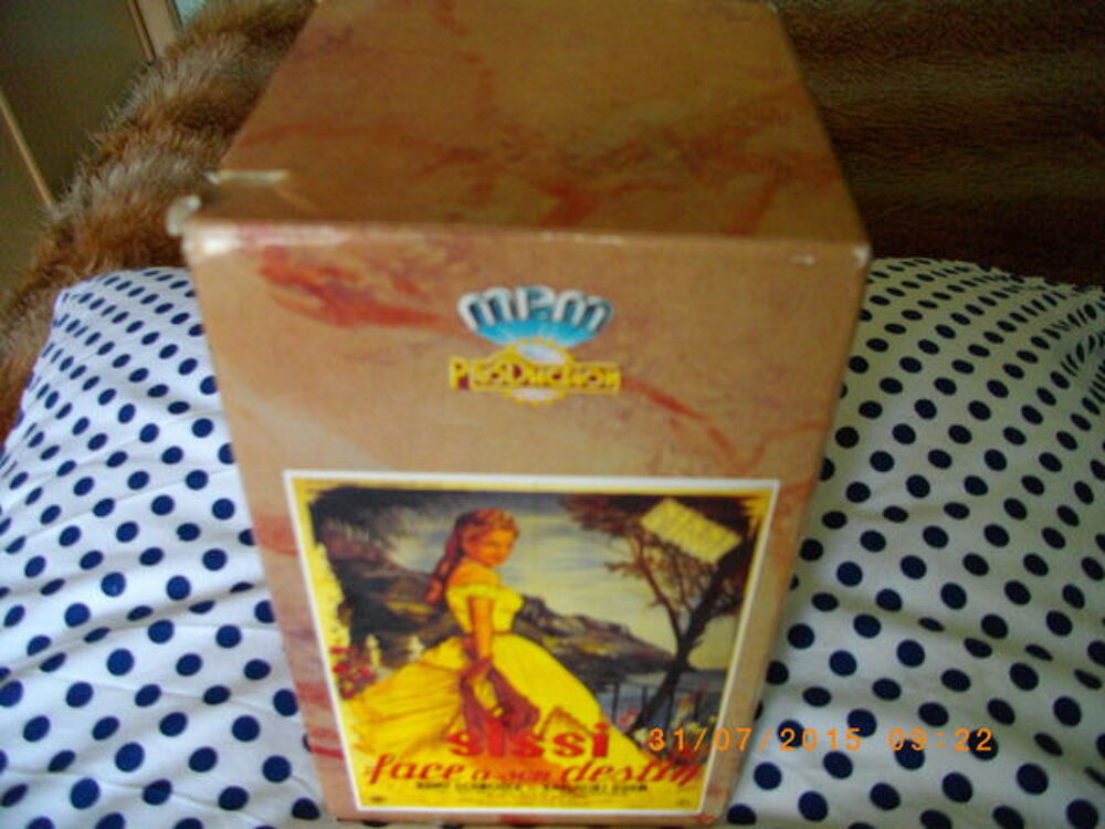4 CASSETTES VIDEO VHS DE "SISSI" Photos/Video/TV