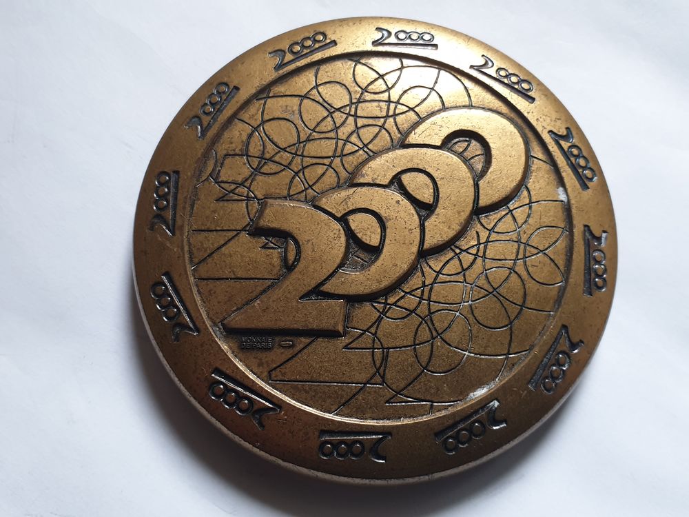M&eacute;daille bronze presse papier 