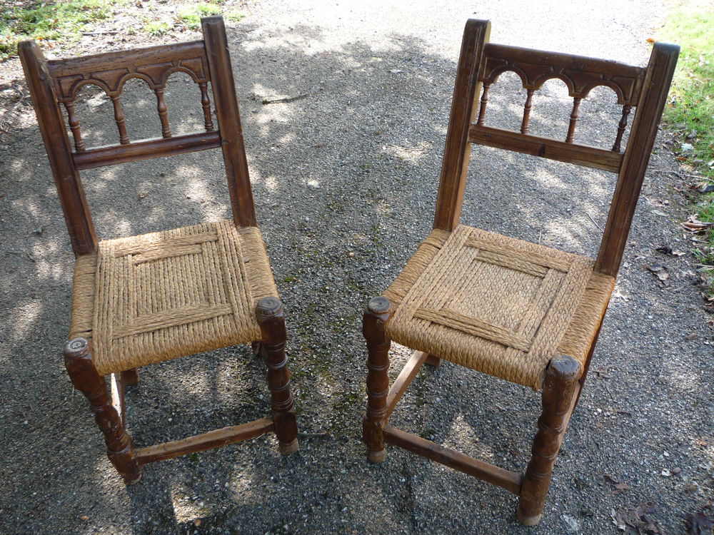 Chaise ancienne rustique hispanique Meubles