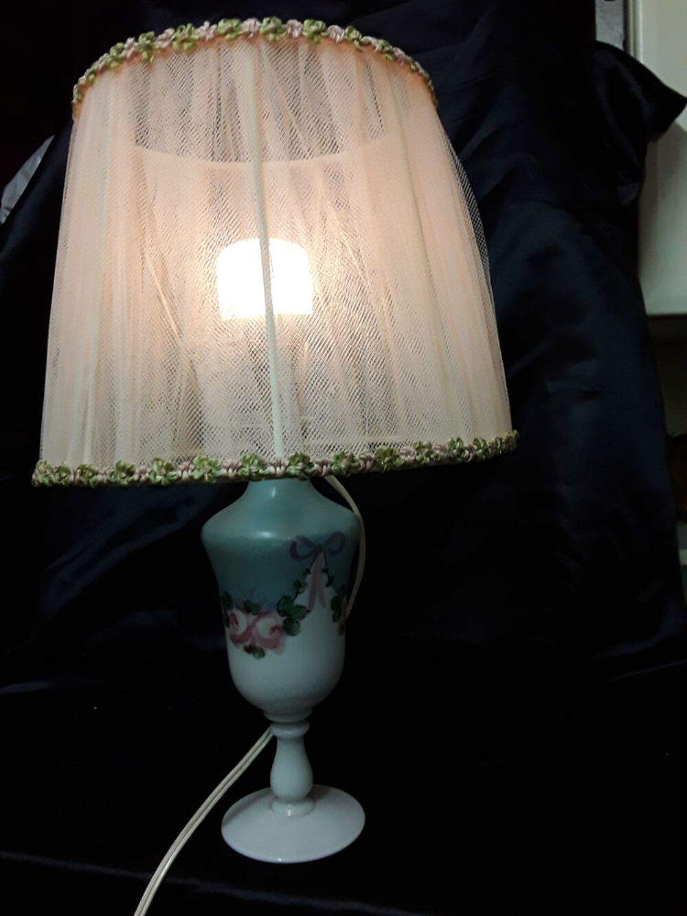 LAMPE DE STYLE ROMANTIQUE Décoration
