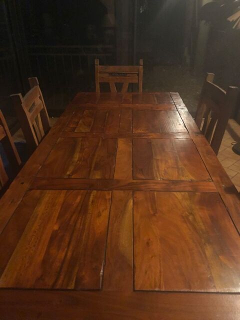 ensemble table salle  manger et chaises 900 Chaponost (69)