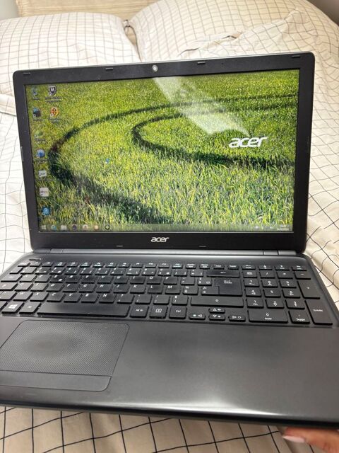 Pc Portable Acer Aspire E1-522 50 Paris 2 (75)