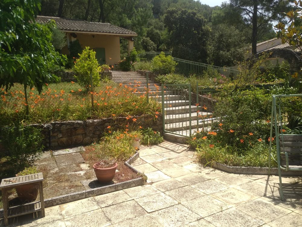 Vente Maison grande maison sud provence Saint-restitut