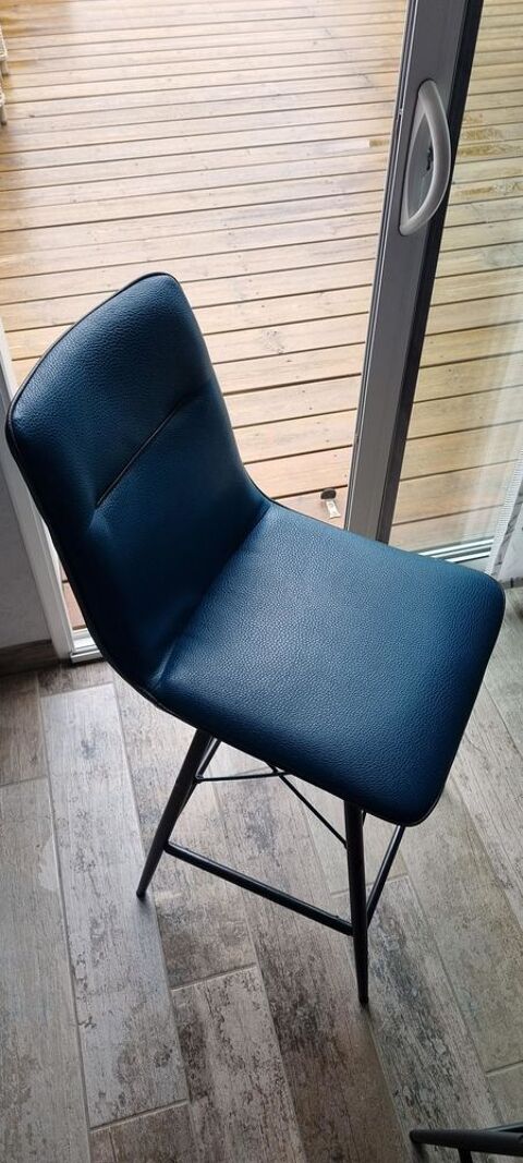 3 chaises bar 50 Vaux-sur-Mer (17)