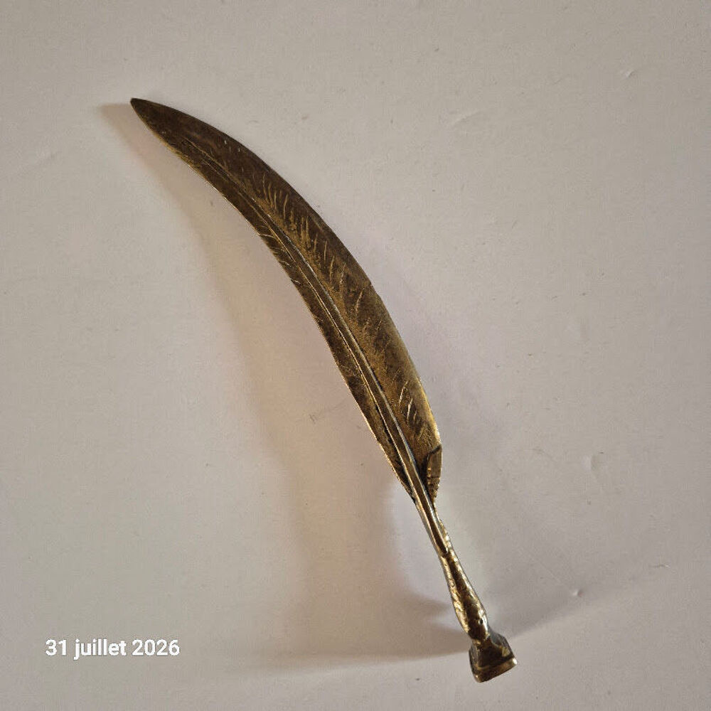 coupe-papier antique (ou ouvre-lettre) en bronze, con&ccedil;u en f Décoration