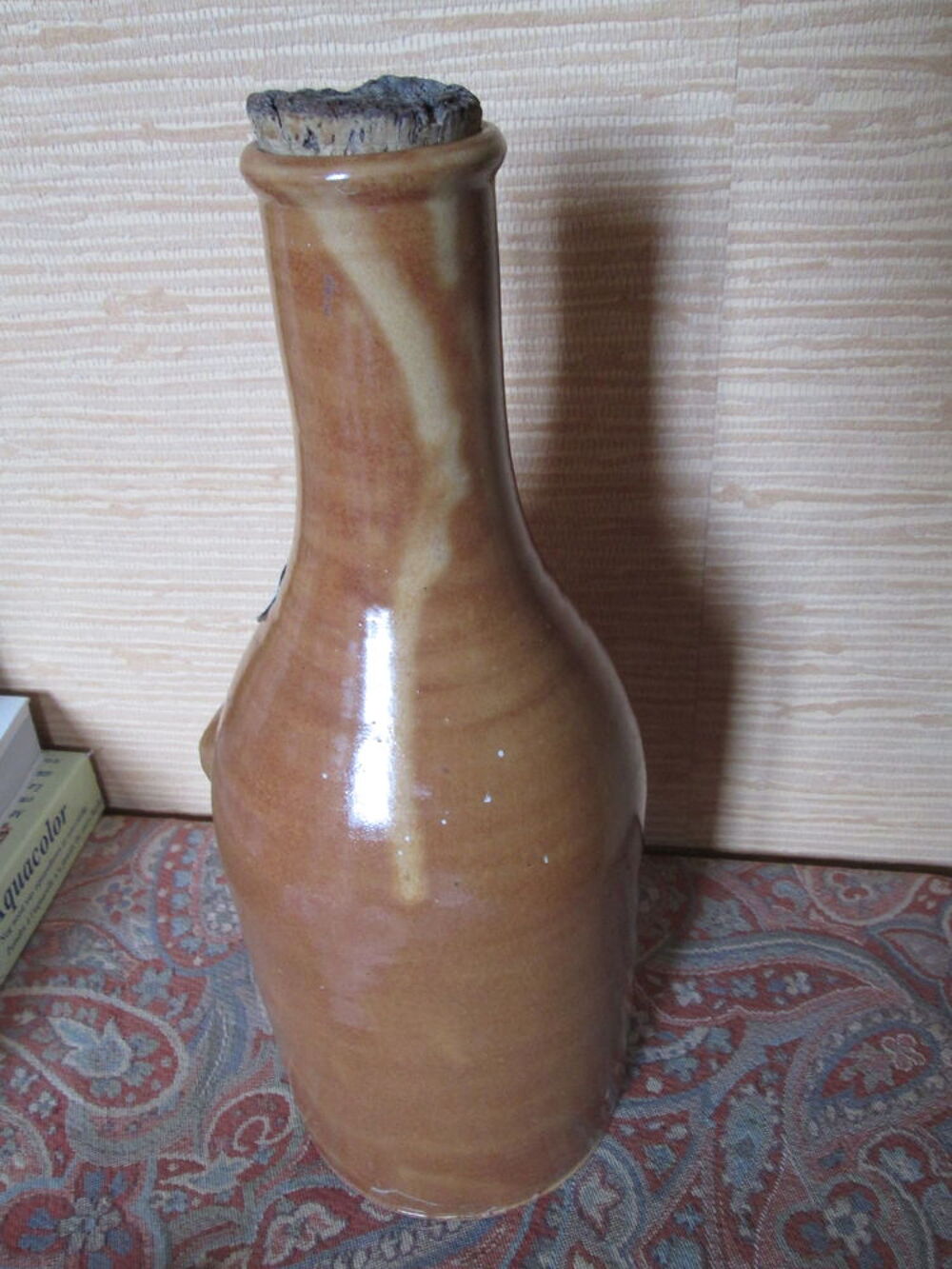 Bouteille en poterie fait main pour alcool type calva Cuisine