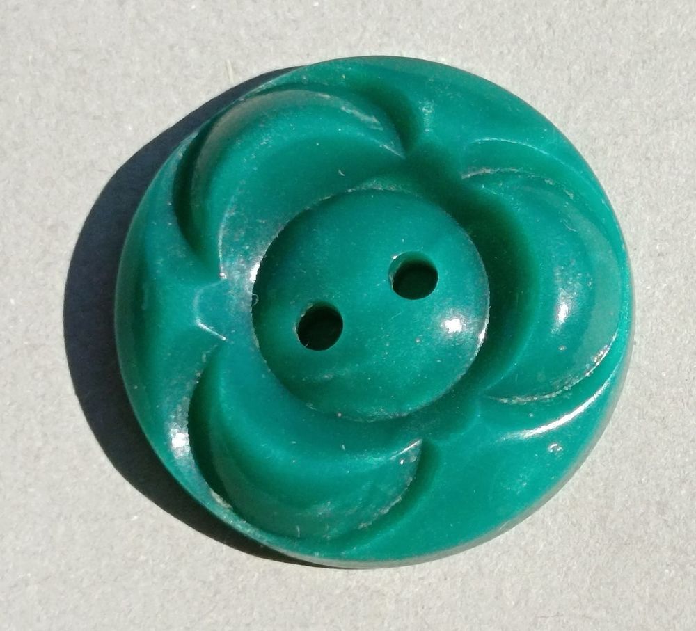 Lot Cr&eacute;atif 15 Boutons Nuances de Vert &amp; Formes Vari&eacute;es Décoration