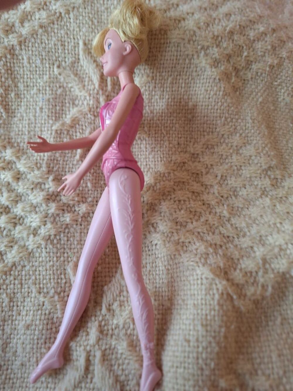 5 poup&eacute;es Barbie Jeux / jouets