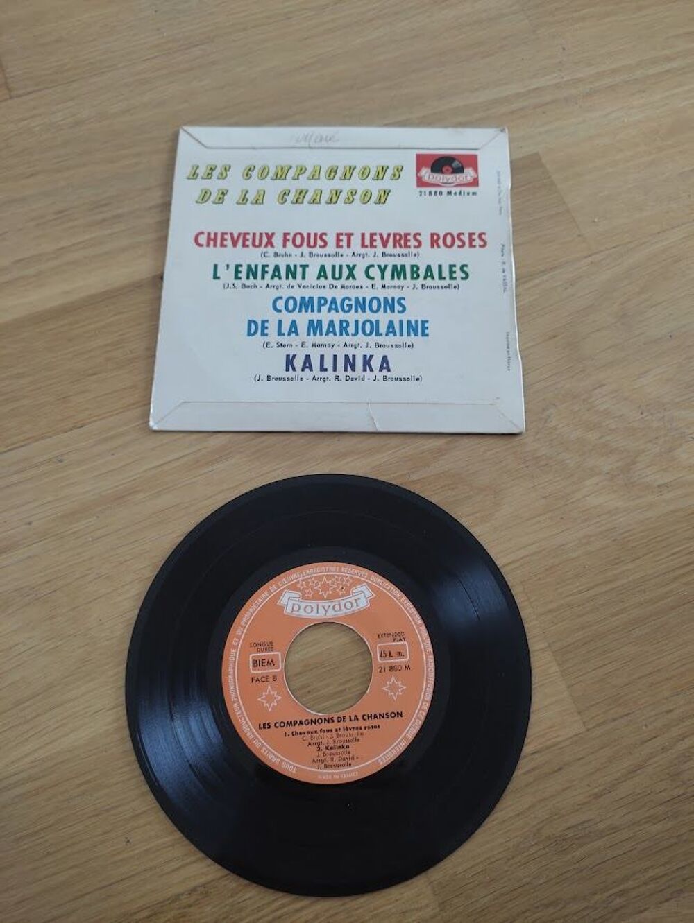 M (72) - Les Compagnons de la Chanson CD et vinyles