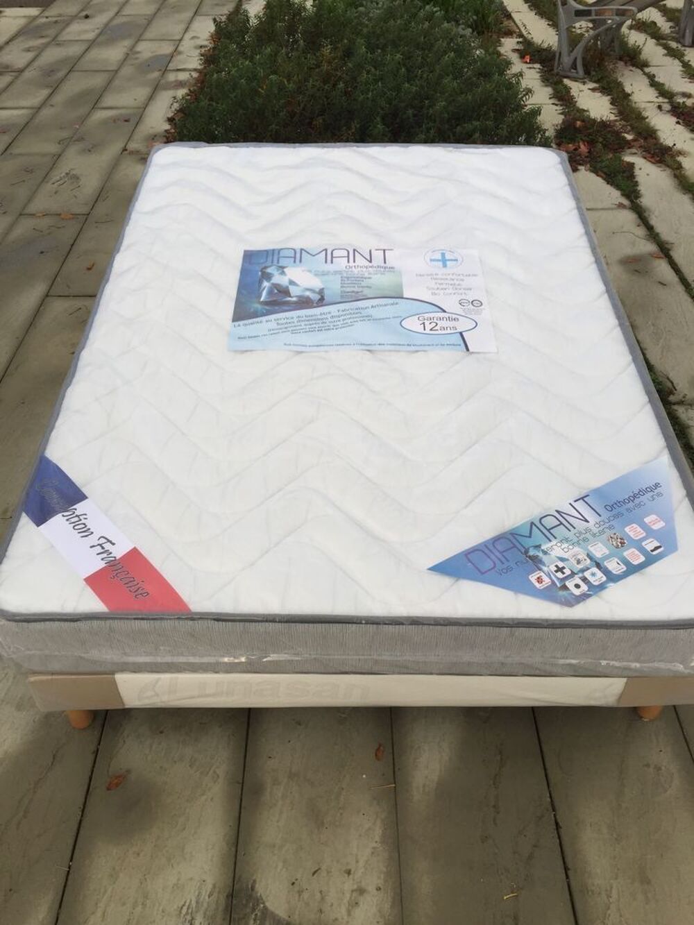 matelas 140x190 avec sommier Meubles