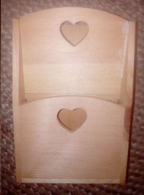 boite en bois pour clefs et papiers 7 Beauchamp (95)