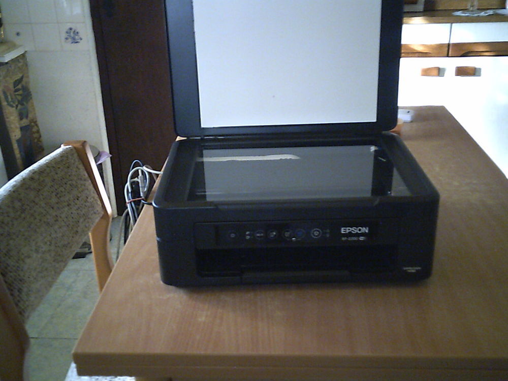 une imprimante epson XP 2200 Matériel informatique