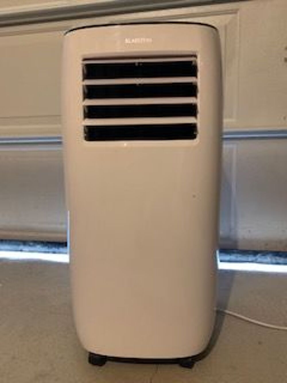 CLIMATISEUR MOBILE Electroménager