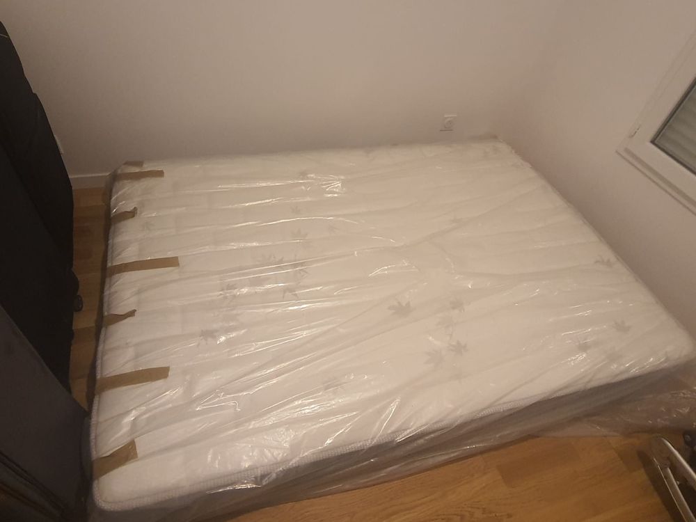Matelas quasi neuf Meubles