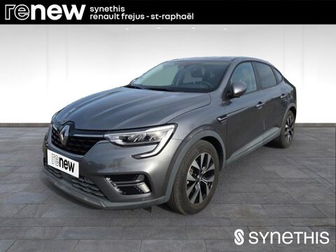 Renault Arkana E-Tech 145 Business 2021 occasion Fr&eacute;jus 83600
