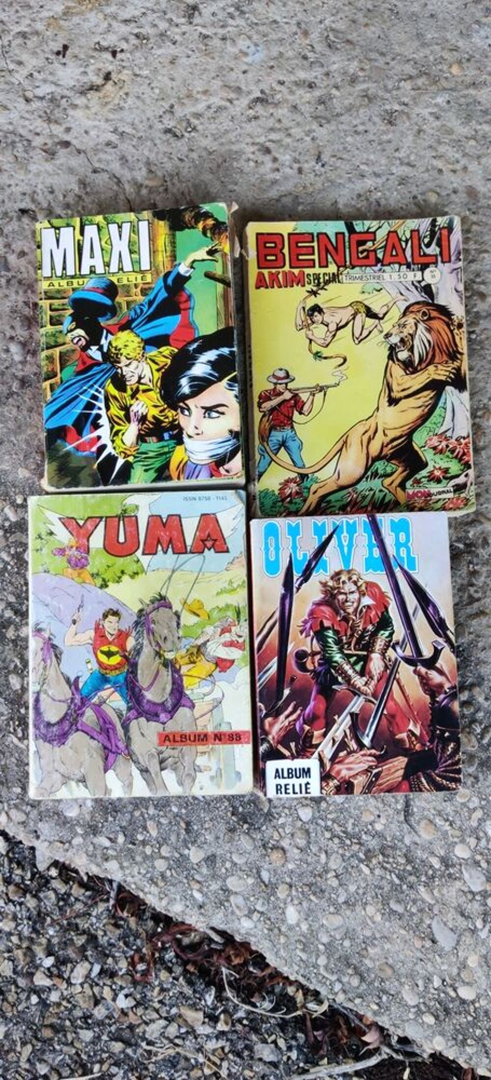 COLLECTION de 49 BD &Agrave; saisir Livres et BD