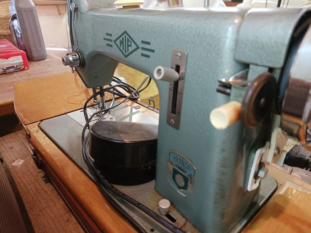 machine &agrave; coudre MIP Bricolage