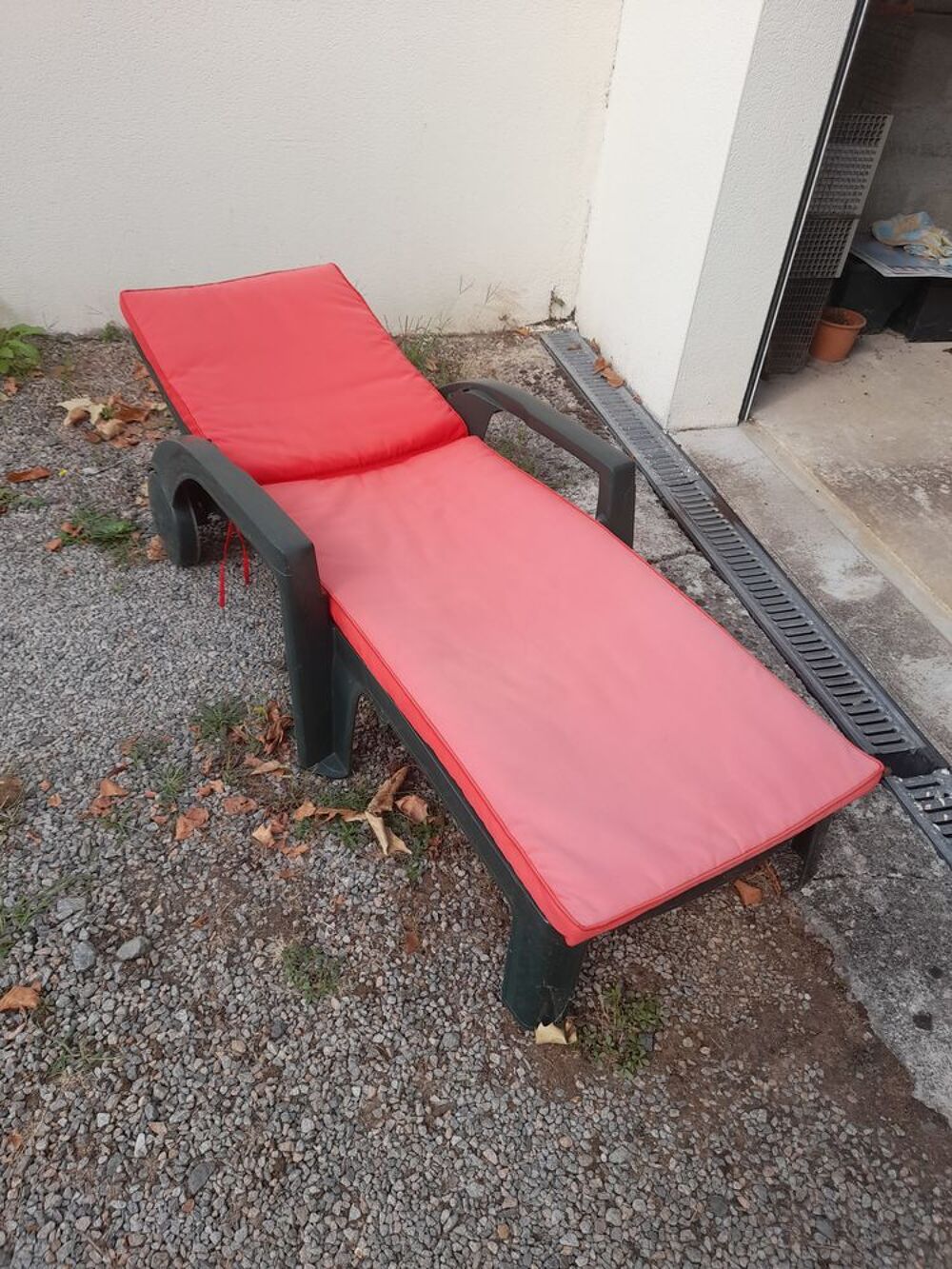 BAIN DE SOLEIL Meubles