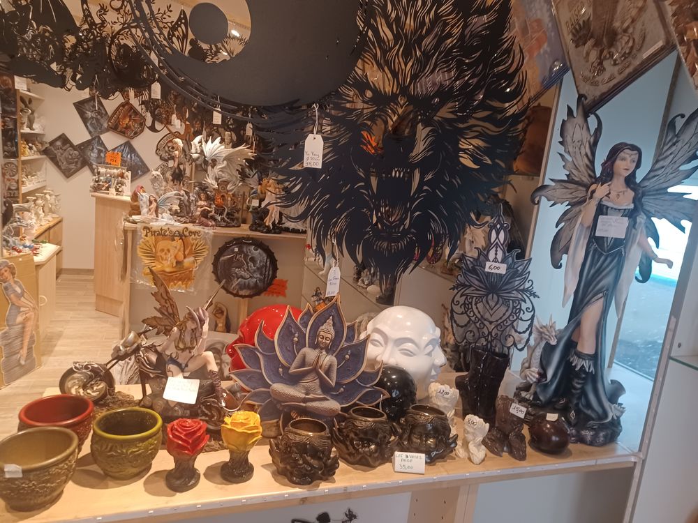 AU PARADIS DE MAX ouvert ce SA 6 et DI 7 DEC 10H/18H D�coration