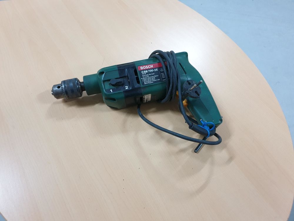 Perceuse bosch csb 700 2 e Bricolage
