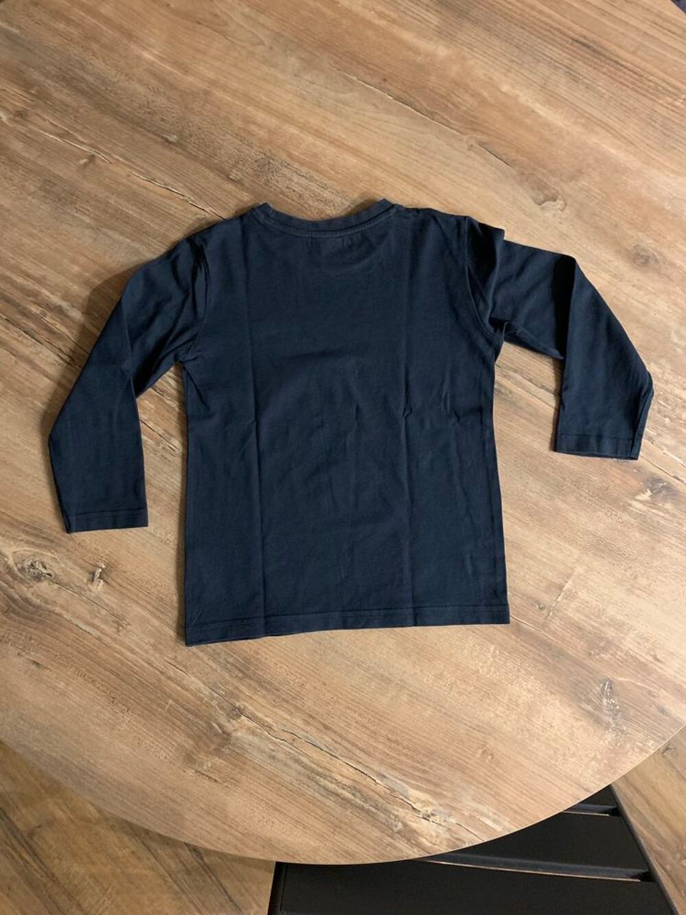 Vends Tee shirt manches longues enfant gar&ccedil;on &acute;&acute; Tape &agrave; l? ?il &acute;&acute; Vêtements enfants