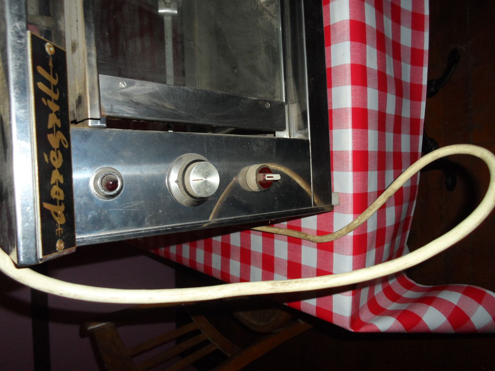 r&ocirc;tissoire
Electroménager
