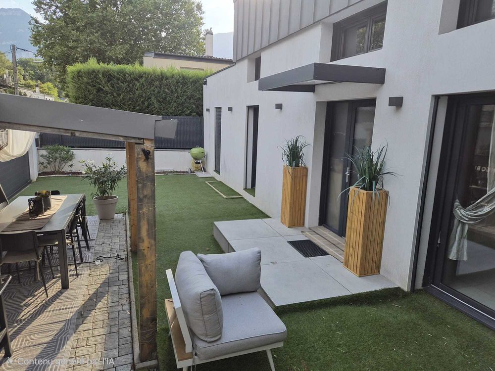 Vente Maison Maison d'architecte de plain-pied Saint-Égrève