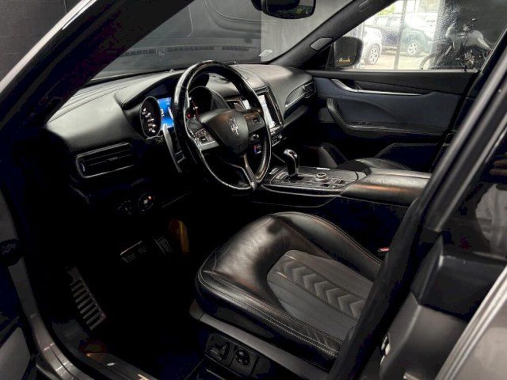 Levante 3.0 V6 275ch Diesel GranLusso 2018 occasion 33520 Bruges