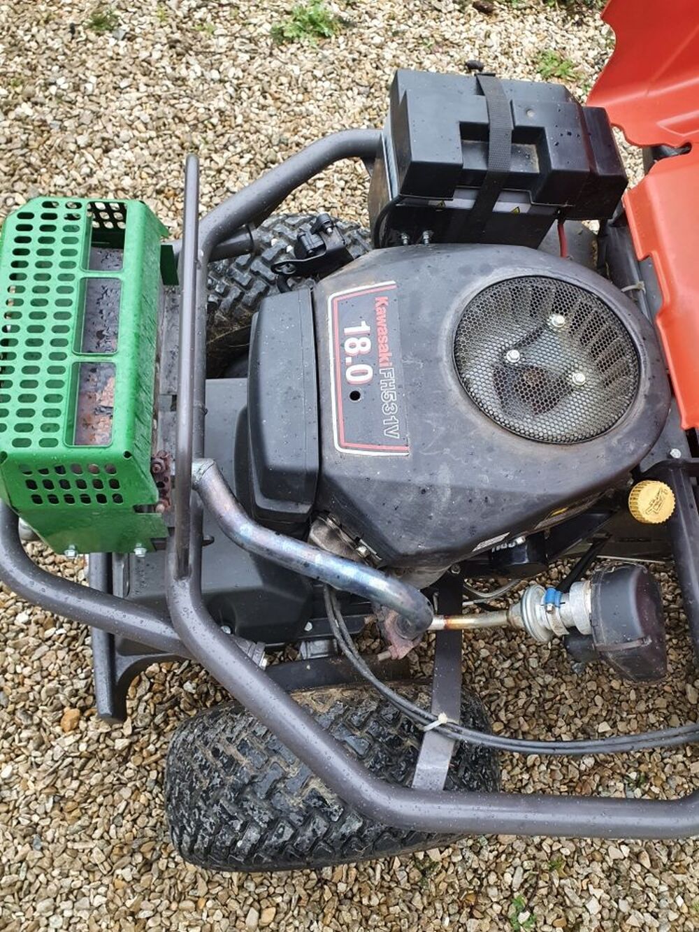 Tracteur tondeuse Husqvarna Jardin