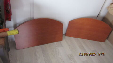 DEUX ETAGERES MURALES BIBLIOTHEQUES OU CONSOLES STRATIFIEES 30 Coquelles (62)