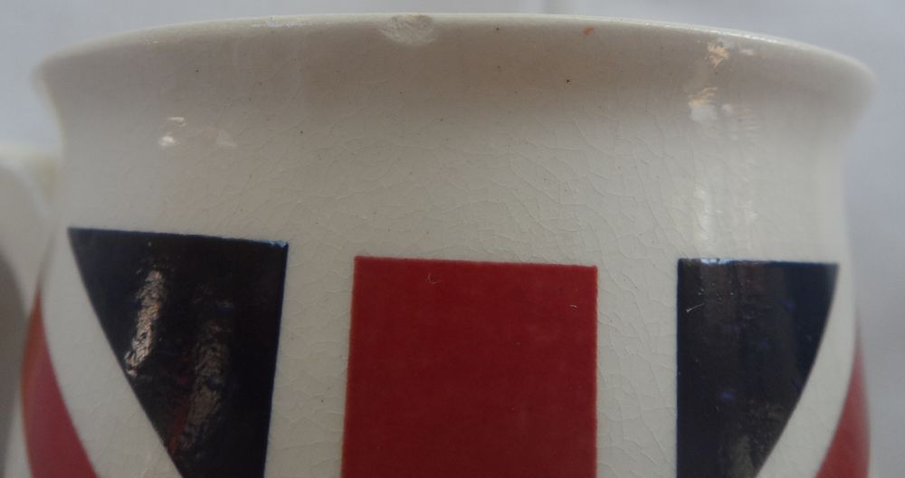 MUG Grande Bretagne d'occasion en c&eacute;ramique quelques impacts Cuisine