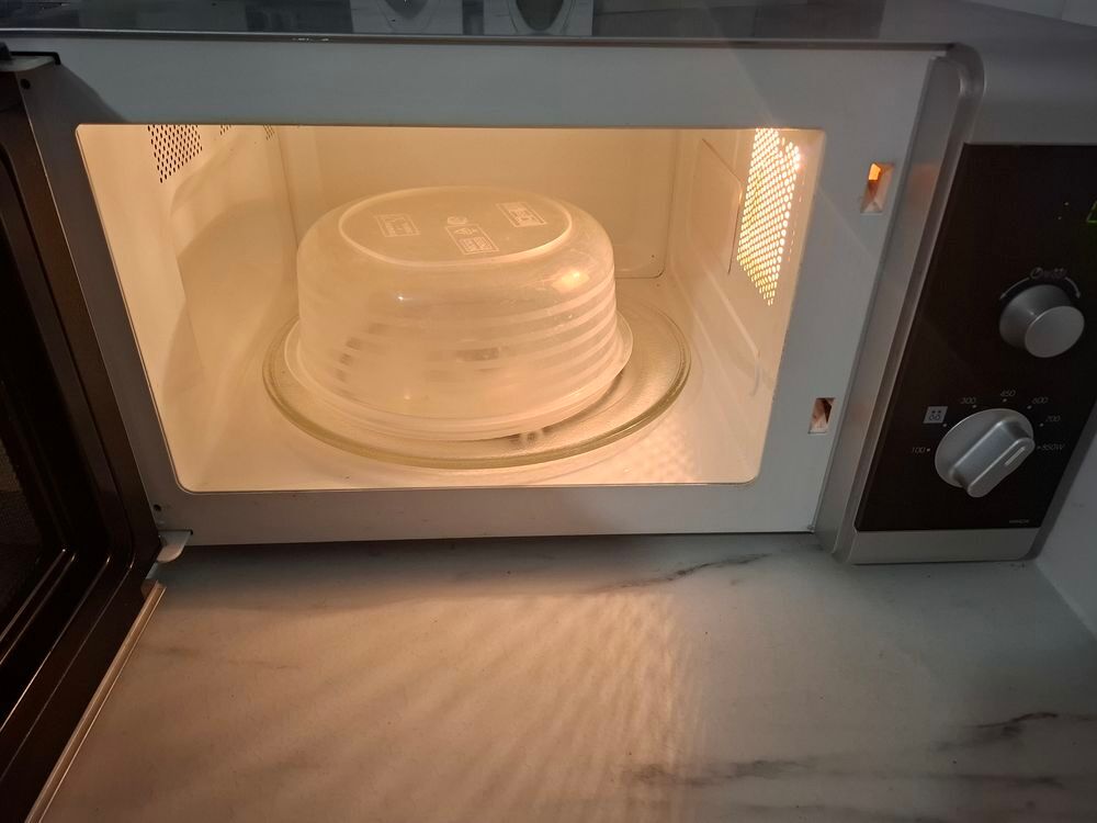Micro onde Samsung comme neuf Electroménager
