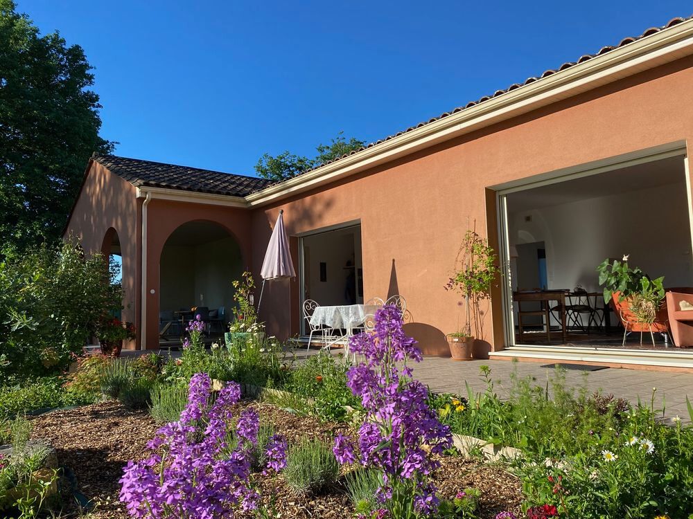 Vente Maison Maison contemporaine 4 pièces de 114 m2 + 30 m2  275 K euros Saint-félix-de-reillac-et-mortemart