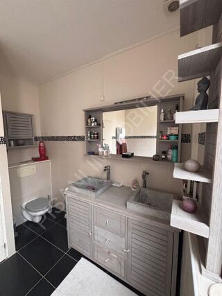  Appartement � vendre 3 pi�ces 77 m�