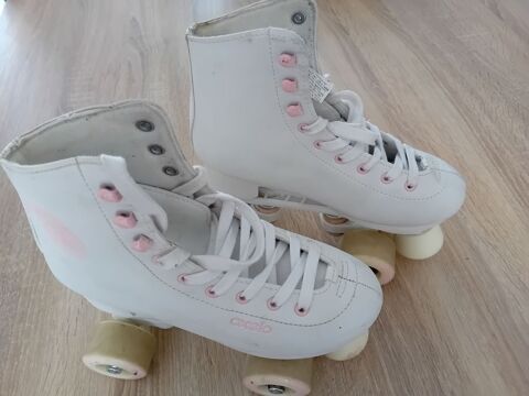 Patins  roulettes artistiques fille 25 Bragny-sur-Sane (71)