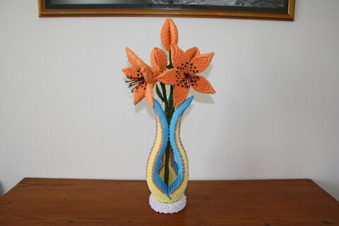 Vase tout en papier 50 Malzéville (54)