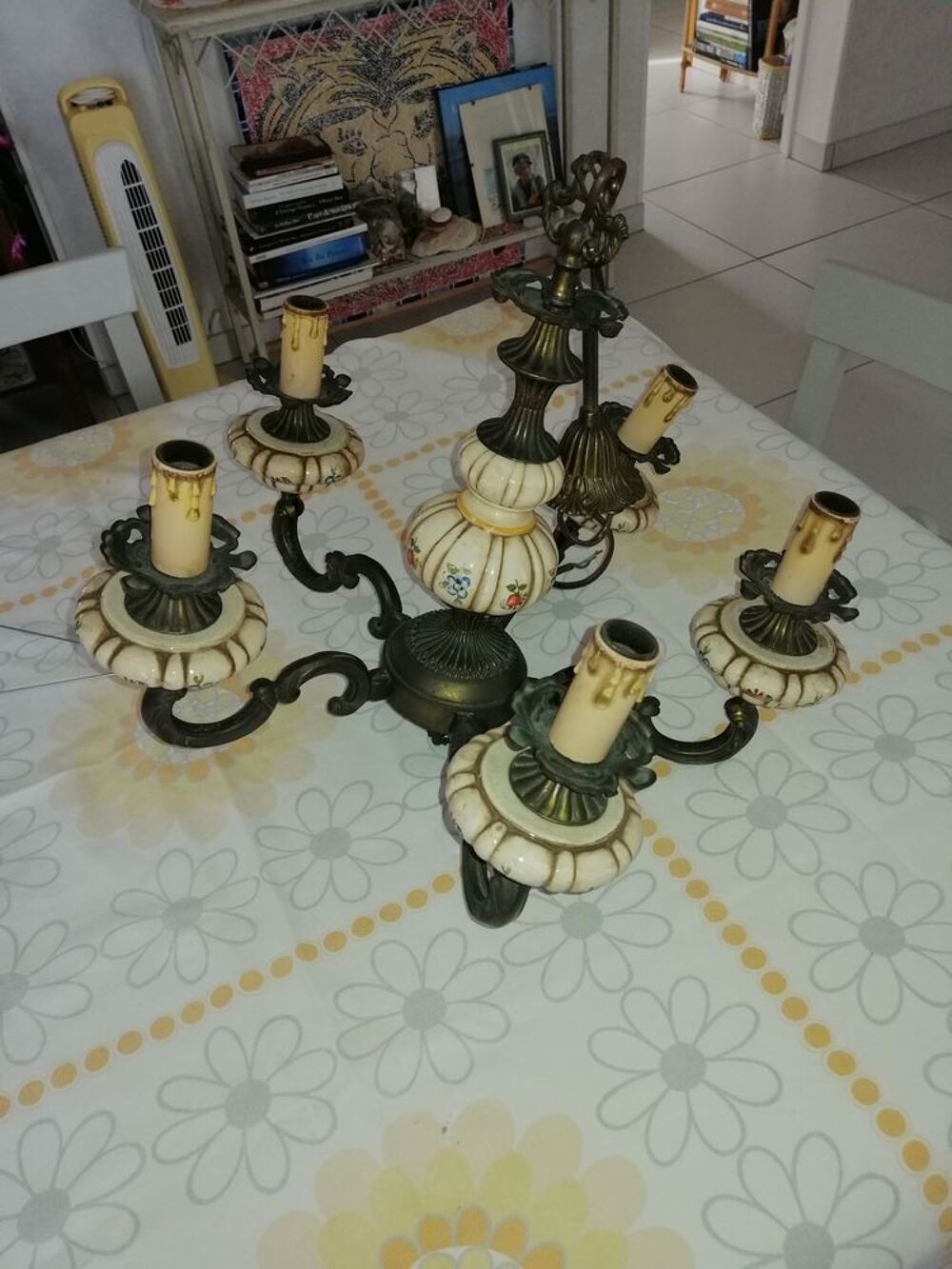 Lot de 2 lustres, ann&eacute;es 80 Décoration