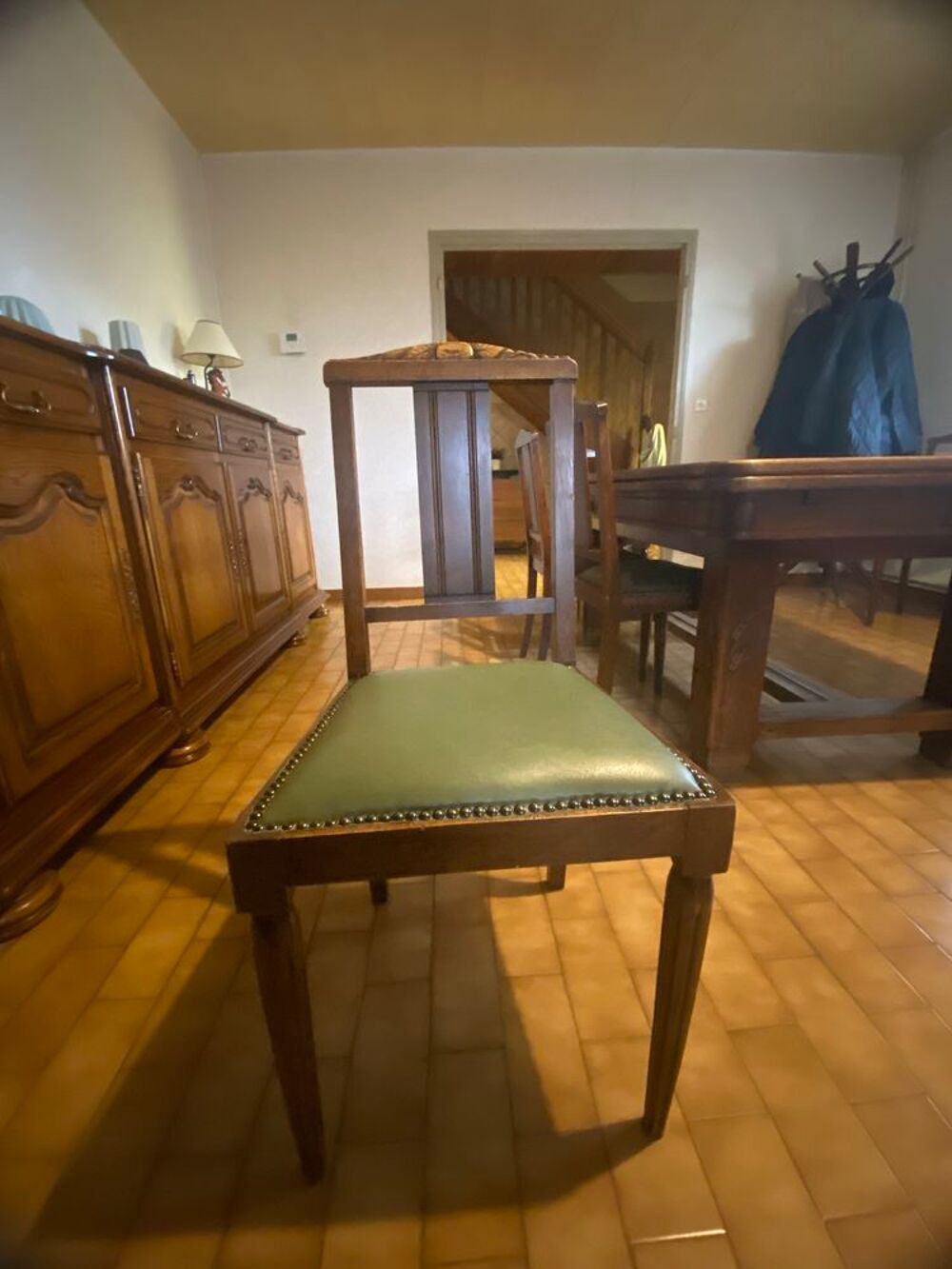 Lots de six chaises en bois Meubles