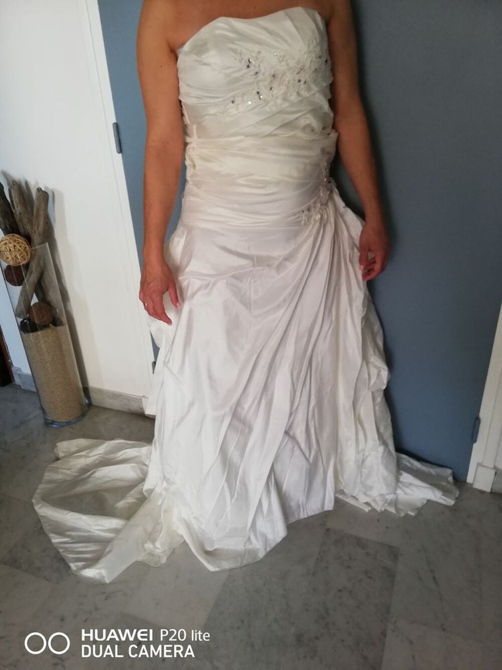Robe de mariee Vêtements