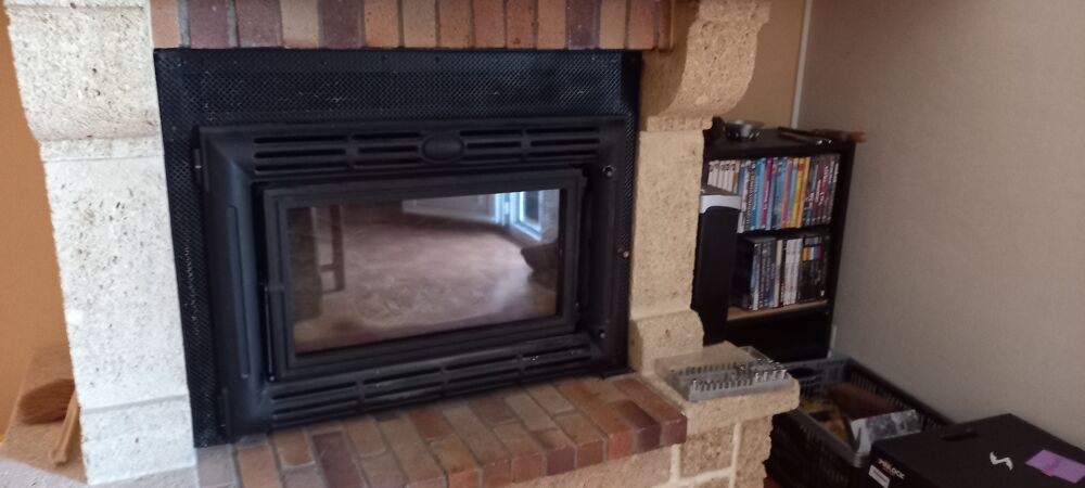 Chemin&eacute;e compl&egrave;te avec inser bois Bricolage