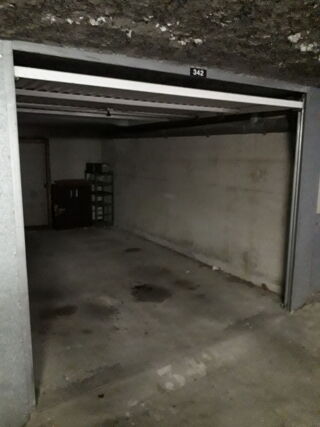  Parking / Garage à louer 12 m²