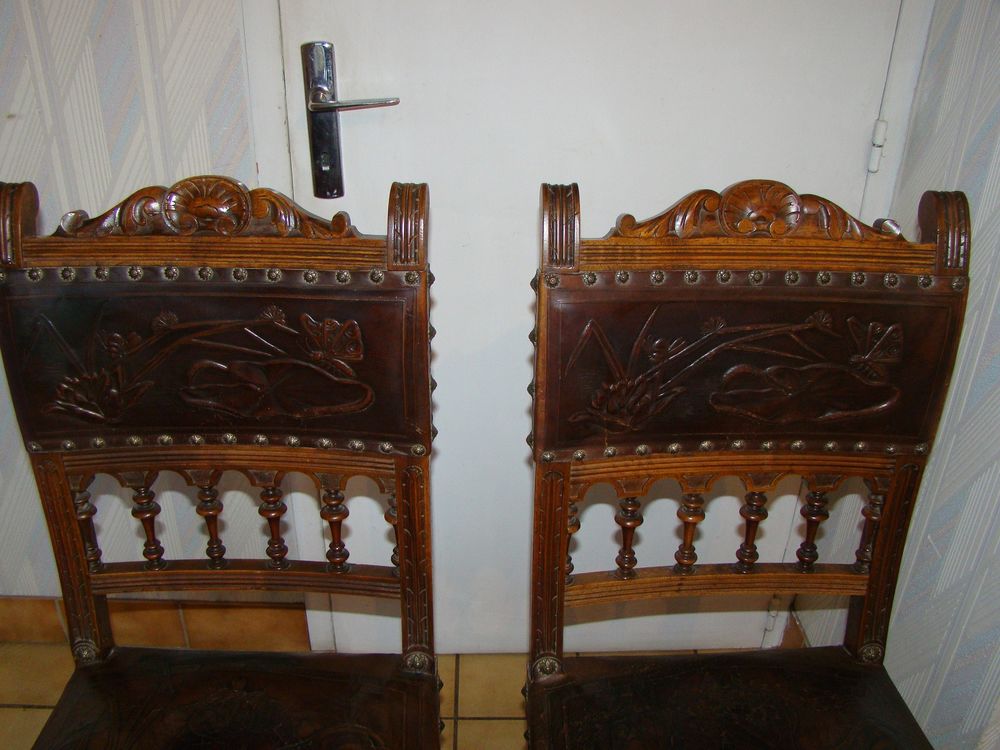 Chaises en cuir Epoque Art Nouveau - &agrave; l'unit&eacute; Meubles