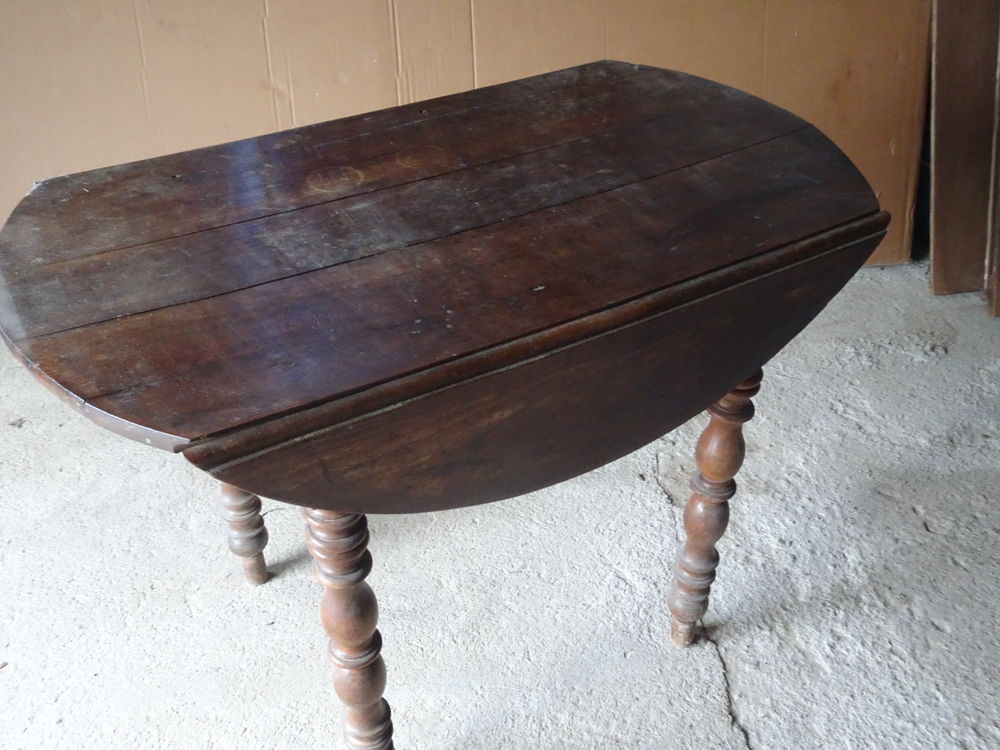 TABLE Meubles