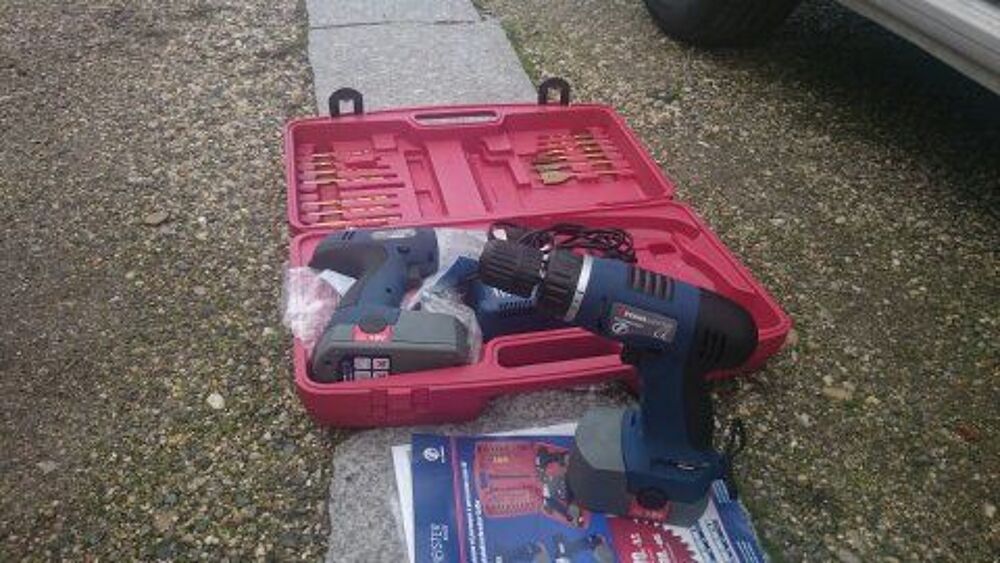 coffret visseuse , per&ccedil;euse &agrave; choc Bricolage