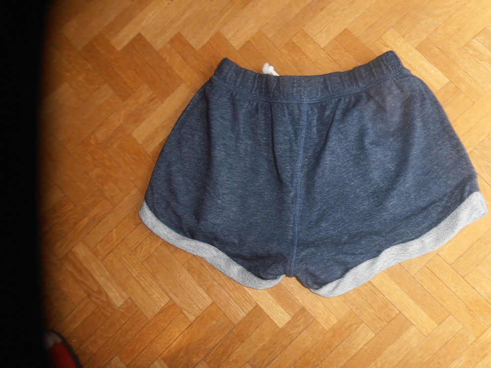 Short bleu gris&eacute; (52) Vêtements
