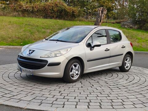 Peugeot 207 1.4e 75ch Exécutive